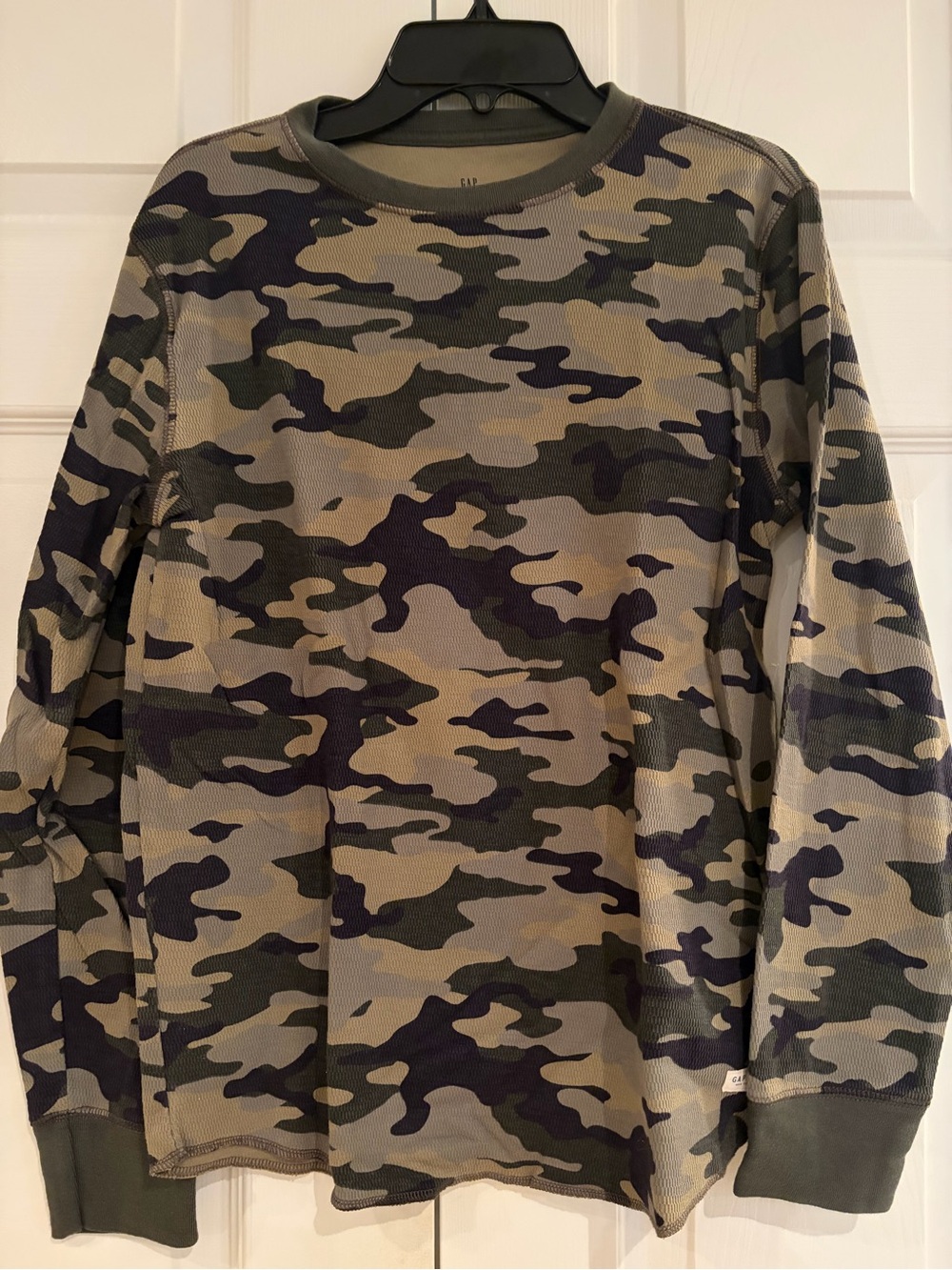 GAP Olive and Dark Green Camo Long Sleeve Waffle Knit Tee